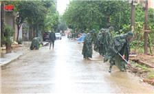 Phường Phan Đình Phùng ra quân vệ sinh môi trường